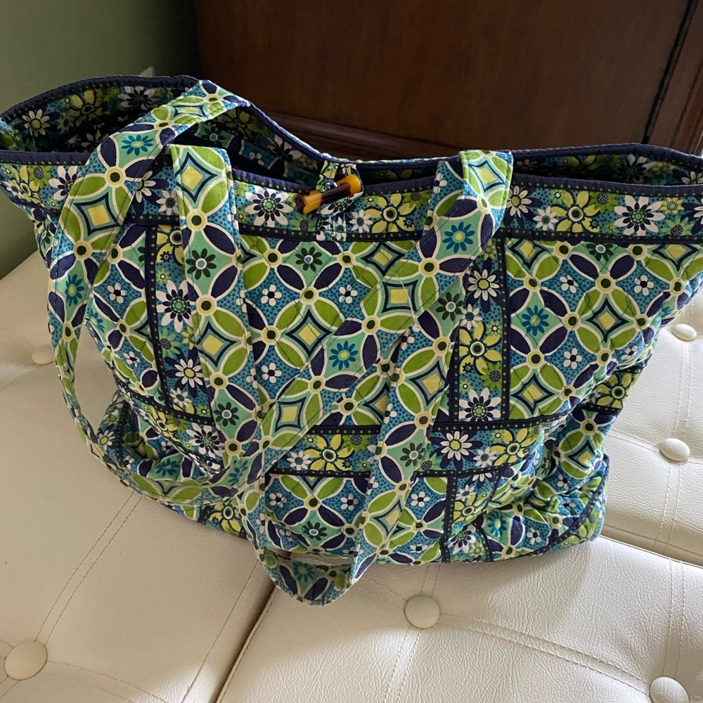 Vera Bradley Daisy Daisy Tote
